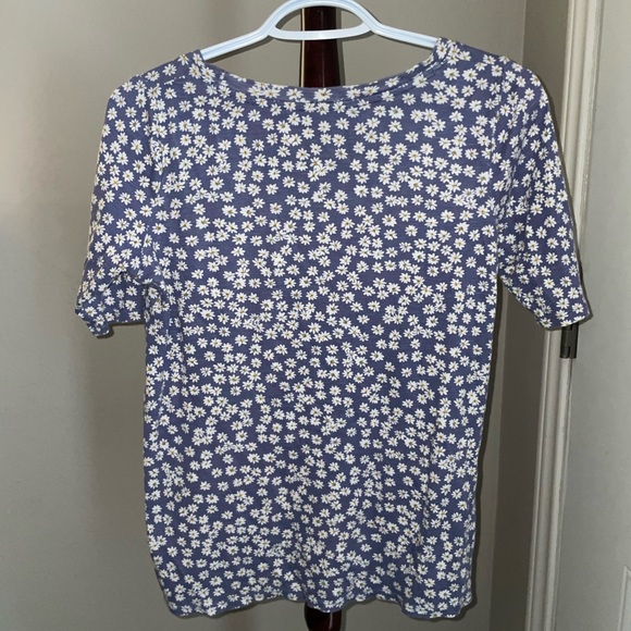 J. Jill Blue Pima Cotton Scoop Neck Tee with White Florals Short Sleeve - Picture 5 of 6